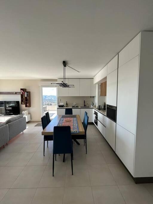 Superbe Appartement 3 Chambres A 格拉斯 外观 照片